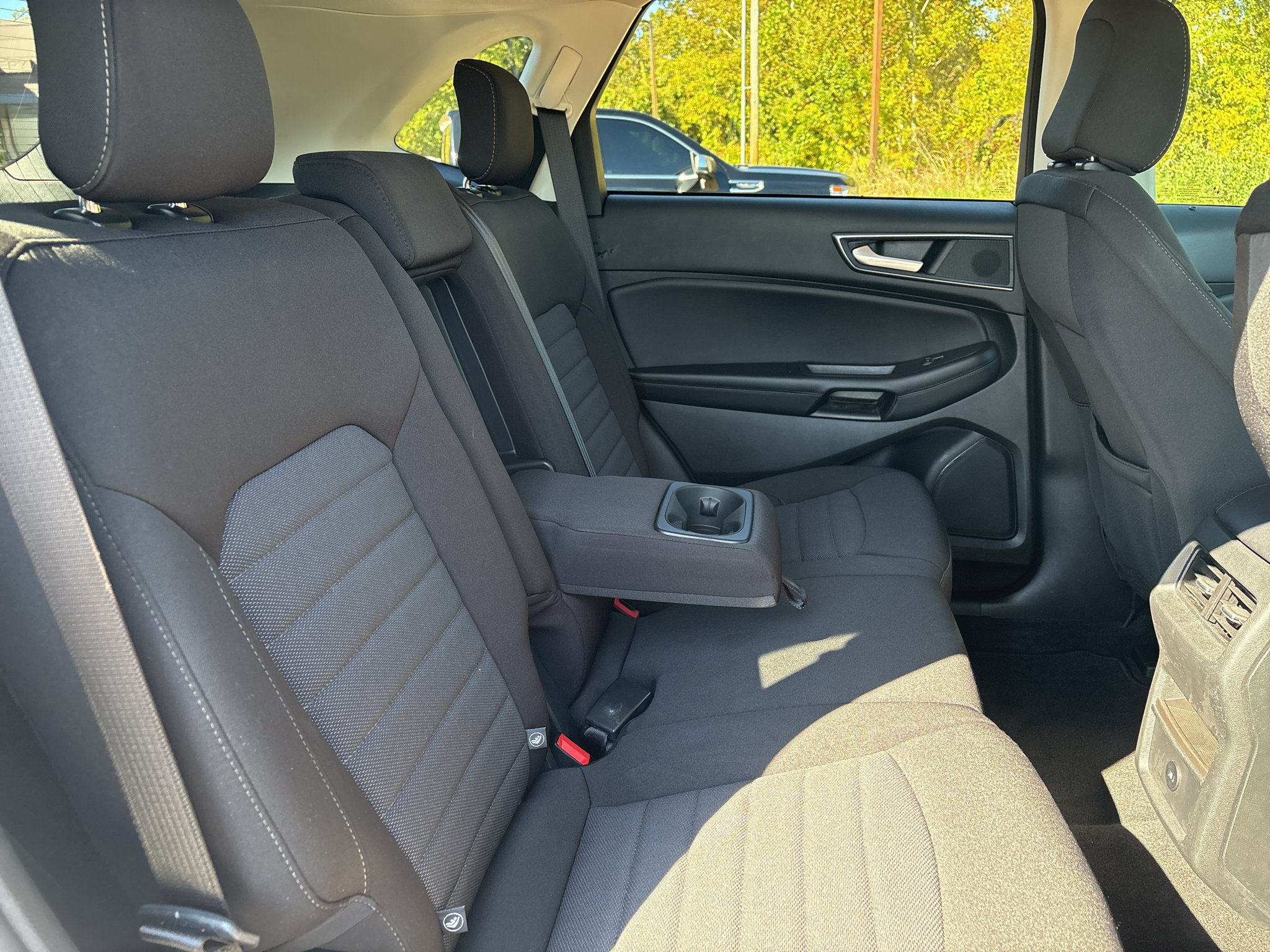 Used 2024 Ford Edge SE AWD/4WD image 14