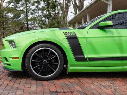 Used 2013 Ford Mustang Boss 302 w/ Boss 302 Accessory Pkg image 4