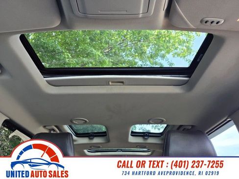 Used 2012 Ford Flex Limited w/ Equipment Group Order Code FWD image 22