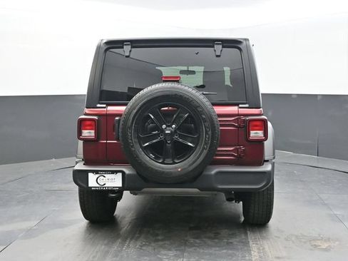 Used 2021 Jeep Wrangler Unlimited Sport AWD/4WD image 6