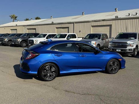 Used 2018 Honda Civic EX image 11
