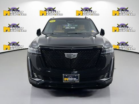 Used 2022 Cadillac Escalade ESV Sport w/ Touring Package image 2