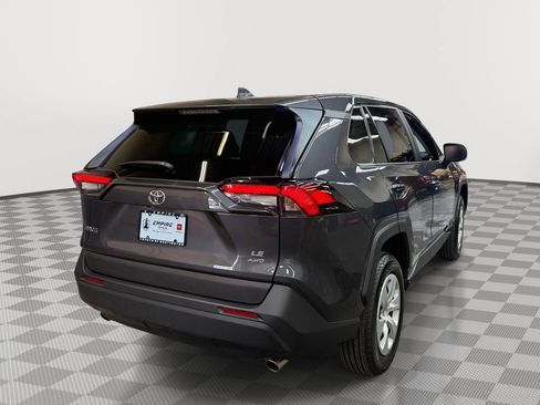 Used 2025 Toyota RAV4 LE AWD/4WD image 9