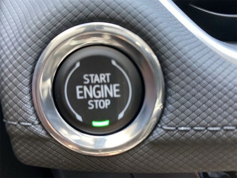 New 2025 Chevrolet TrailBlazer LT w/ LPO, Blackout Package image 17