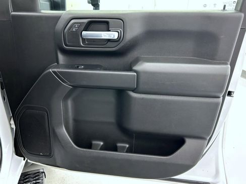 Used 2024 GMC Sierra 2500 Pro w/ 1SA Pro Safety Plus Package AWD/4WD image 16