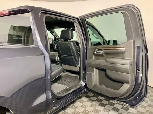 Used 2022 Chevrolet Silverado 1500 LT AWD/4WD image 28