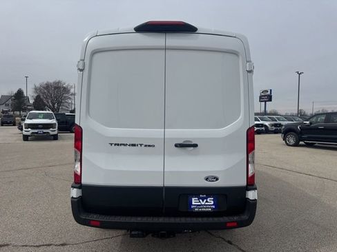 New 2026 Ford Transit 250 148 Medium Roof RWD image 4