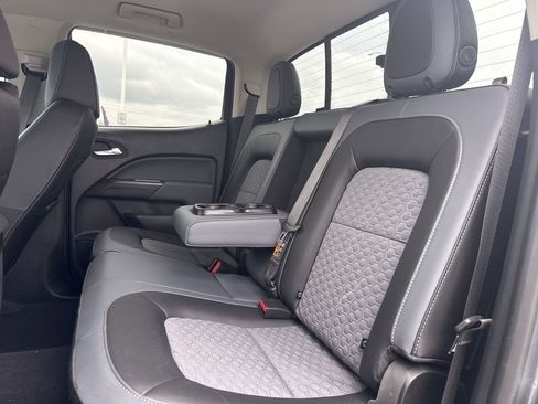 Used 2022 Chevrolet Colorado Z71 image 24