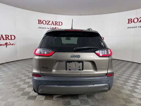 Used 2019 Jeep Cherokee Limited image 7