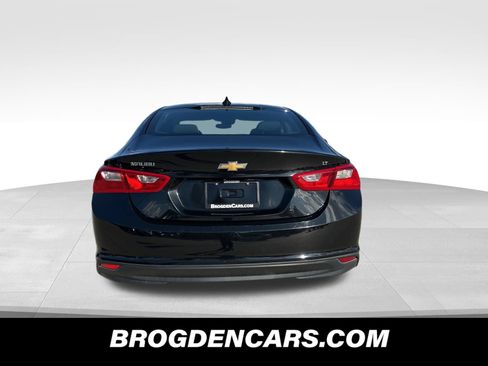 Used 2023 Chevrolet Malibu LT FWD image 4