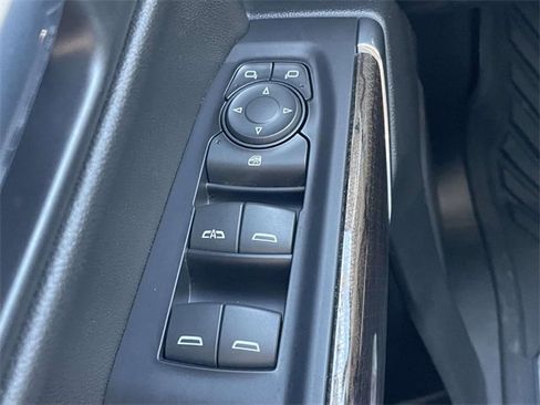 Used 2021 Chevrolet Silverado 1500 LT Trail Boss w/ Bed Protection Package image 24