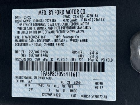 Used 2025 Ford Mustang GT Premium RWD image 34
