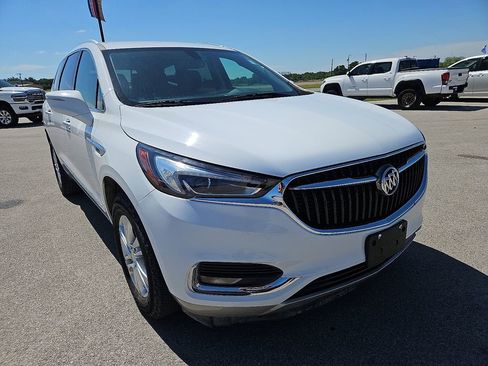 Used 2020 Buick Enclave Essence FWD image 11