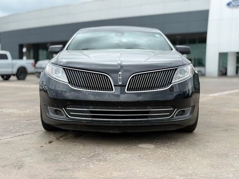 Used 2013 Lincoln MKS image 3