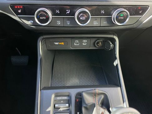 Certified 2025 Honda CR-V Sport image 18