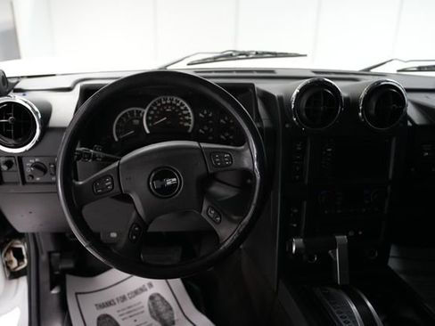 Used 2005 HUMMER H2 Base w/ Preferred Equipment Group image 15