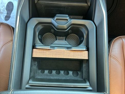 Used 2019 RAM 2500 Limited image 7