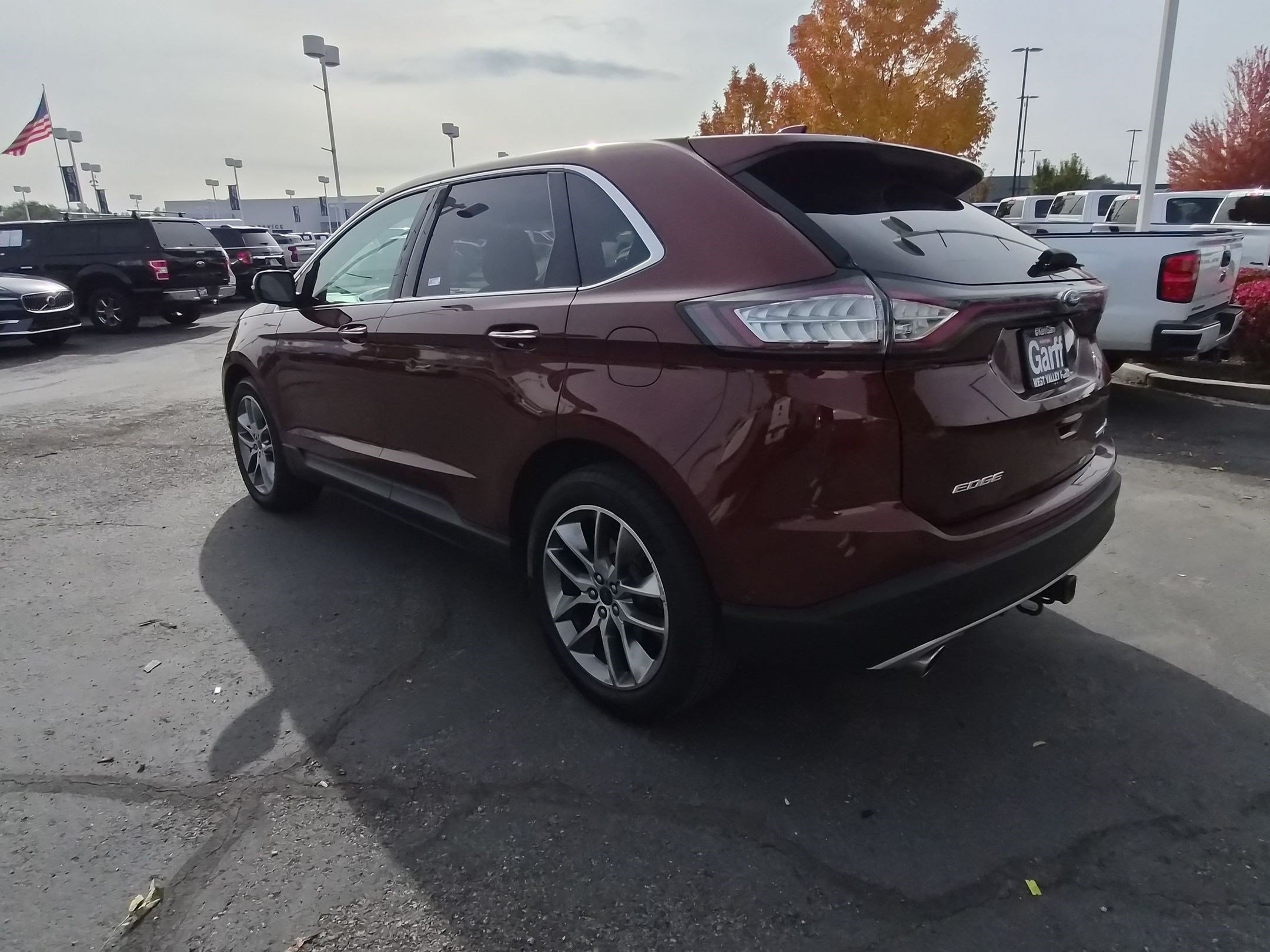 Used 2016 Ford Edge Titanium w/ Equipment Group 302A AWD/4WD image 8