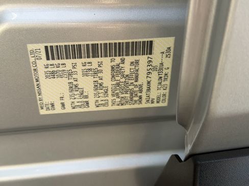 Used 2021 Nissan Rogue SV FWD image 32