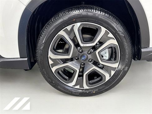 New 2025 Subaru Ascent Limited image 33