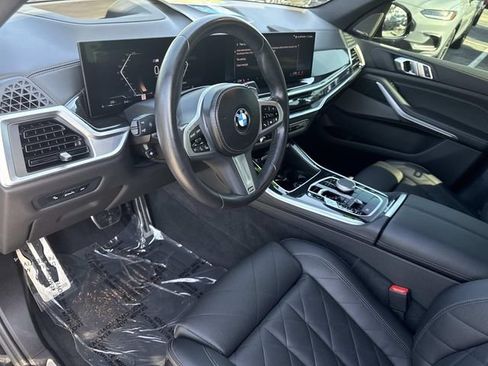 Used 2024 BMW X5 xDrive40i w/ M Sport Package AWD/4WD image 21