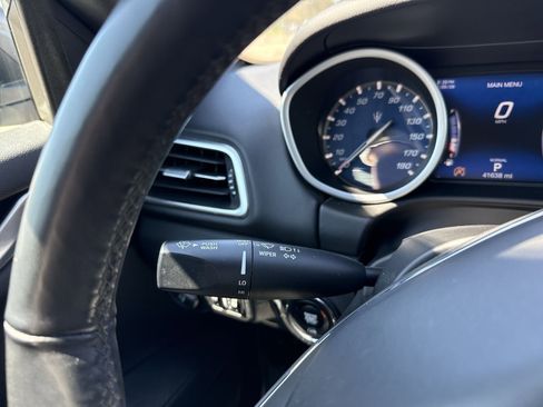 Used 2019 Maserati Ghibli S Q4 AWD/4WD image 28