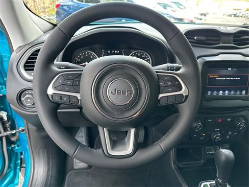 Used 2019 Jeep Renegade Latitude image 16