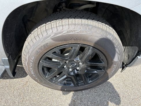 Used 2023 Chevrolet Silverado 1500 RST w/ Z71 Off-Road Package image 12