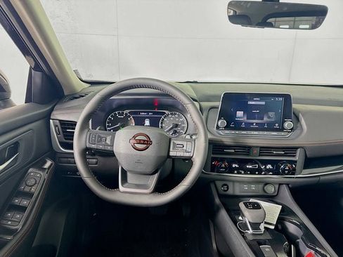 New 2026 Nissan Rogue SV image 20