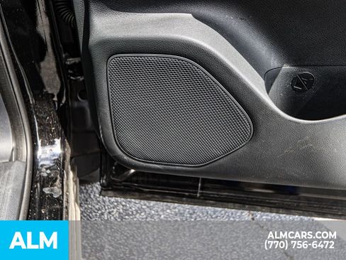 Used 2023 Nissan Rogue SV image 51