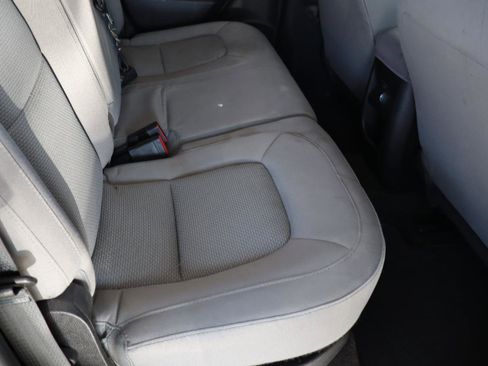 Used 2016 GMC Canyon 2WD Crew Cab 128.3 w/ Convenience Package image 33