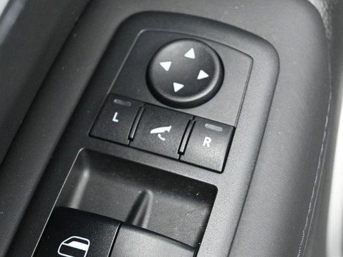 Used 2018 Jeep Grand Cherokee Summit AWD/4WD image 13