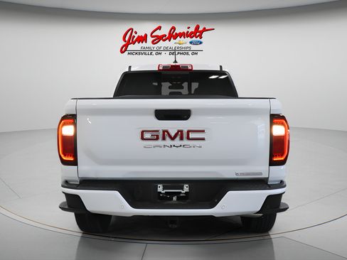 Used 2025 GMC Canyon Elevation w/ Convenience Package AWD/4WD image 5