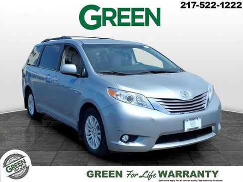 Used 2017 Toyota Sienna XLE w/ XLE Navigation Package FWD image 1