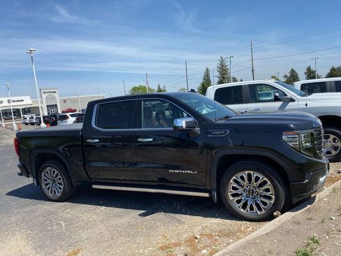 Used 2023 GMC Sierra 1500 Denali Ultimate AWD/4WD image 5
