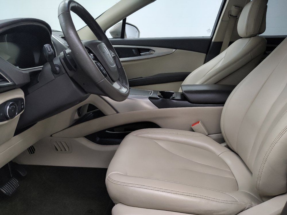 Used 2020 Lincoln Nautilus FWD image 17
