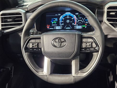 Used 2024 Toyota Tundra Platinum AWD/4WD image 27