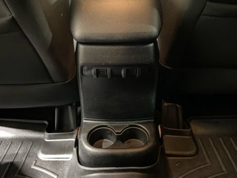 Used 2012 Jeep Wrangler Unlimited Sport w/ PWR Convenience Group AWD/4WD image 32