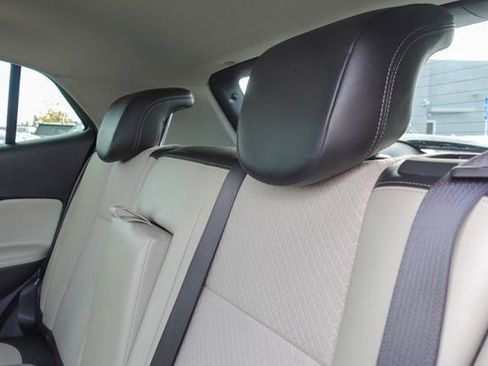 Used 2021 Buick Encore Preferred image 11