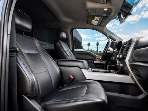 Used 2018 Ford F350 Lariat w/ Chrome Package AWD/4WD image 5