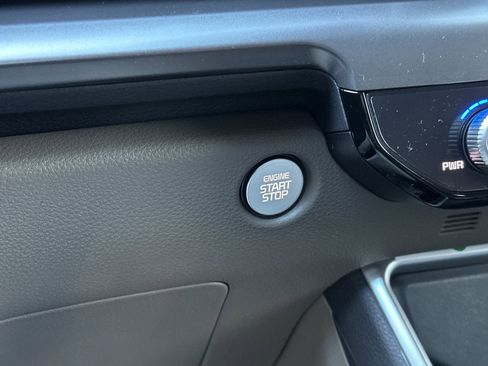 New 2026 Kia Carnival LXS image 23