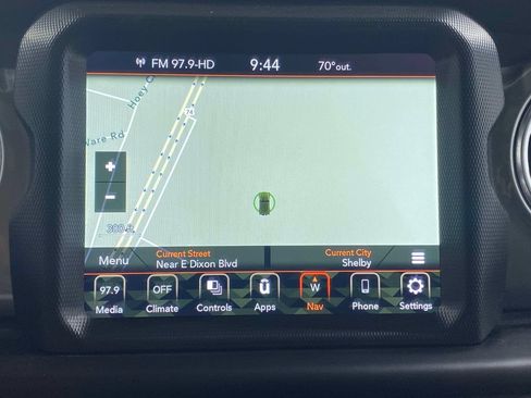 Used 2020 Jeep Wrangler Unlimited Sahara w/ Uconnect 4C Nav & Sound Group AWD/4WD image 27