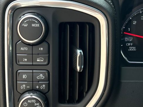 Used 2021 Chevrolet Silverado 1500 RST w/ Convenience Package II AWD/4WD image 32