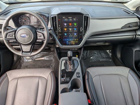 Certified 2025 Subaru Crosstrek 2.5i Limited w/ Crosstrek Mirror Package image 28