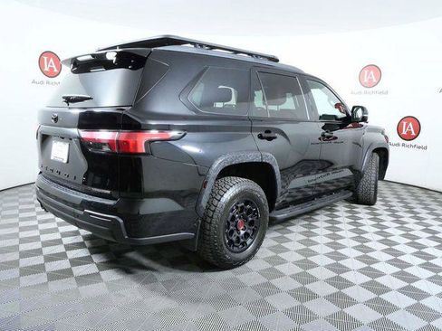 Used 2025 Toyota Sequoia TRD Pro AWD/4WD image 8