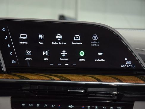 Used 2024 Cadillac Escalade ESV Sport Platinum w/ LPO, ONYX Package AWD/4WD image 33