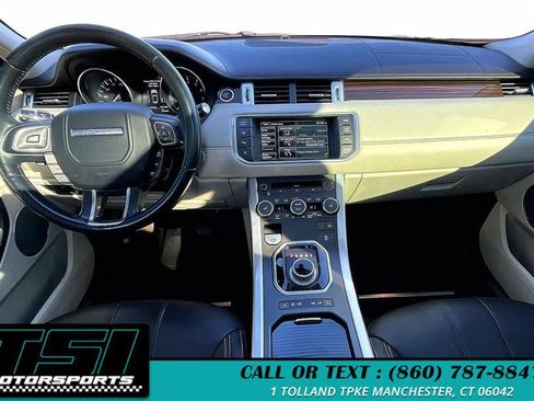 Used 2014 Land Rover Range Rover Evoque Prestige image 16
