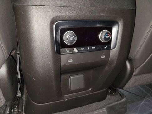 Used 2024 Chevrolet Tahoe High Country w/ Premium Package image 20