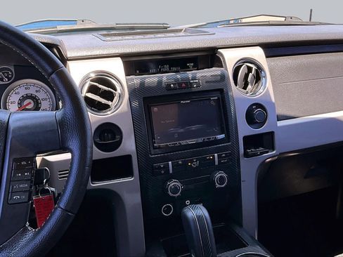 Used 2010 Ford F150 XLT RWD image 6