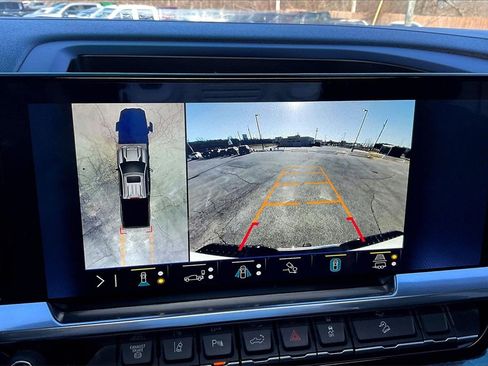 Used 2024 Chevrolet Silverado 2500 LTZ w/ LTZ Convenience Package image 23